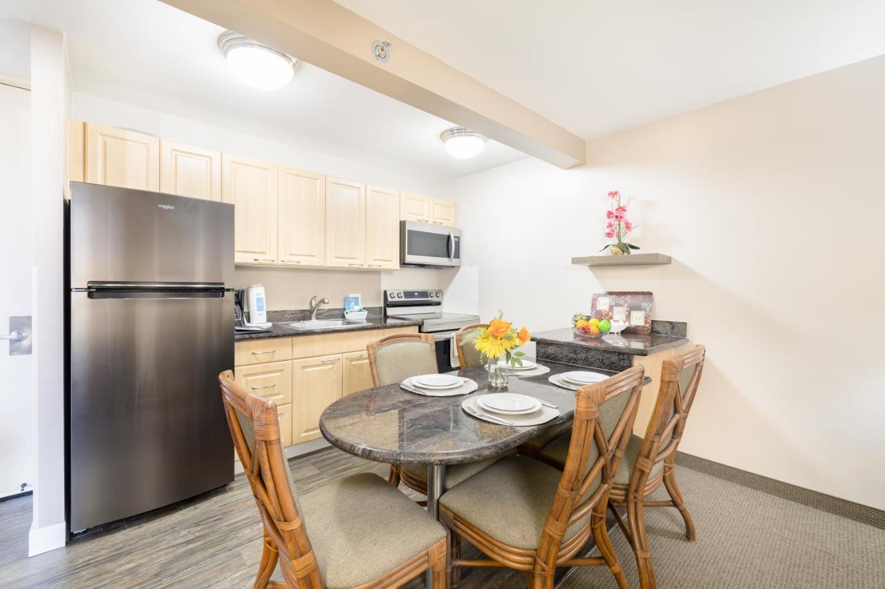 Beautiful Mountain View In Waikiki Sunset With Parking Apartment Honolulu Bagian luar foto
