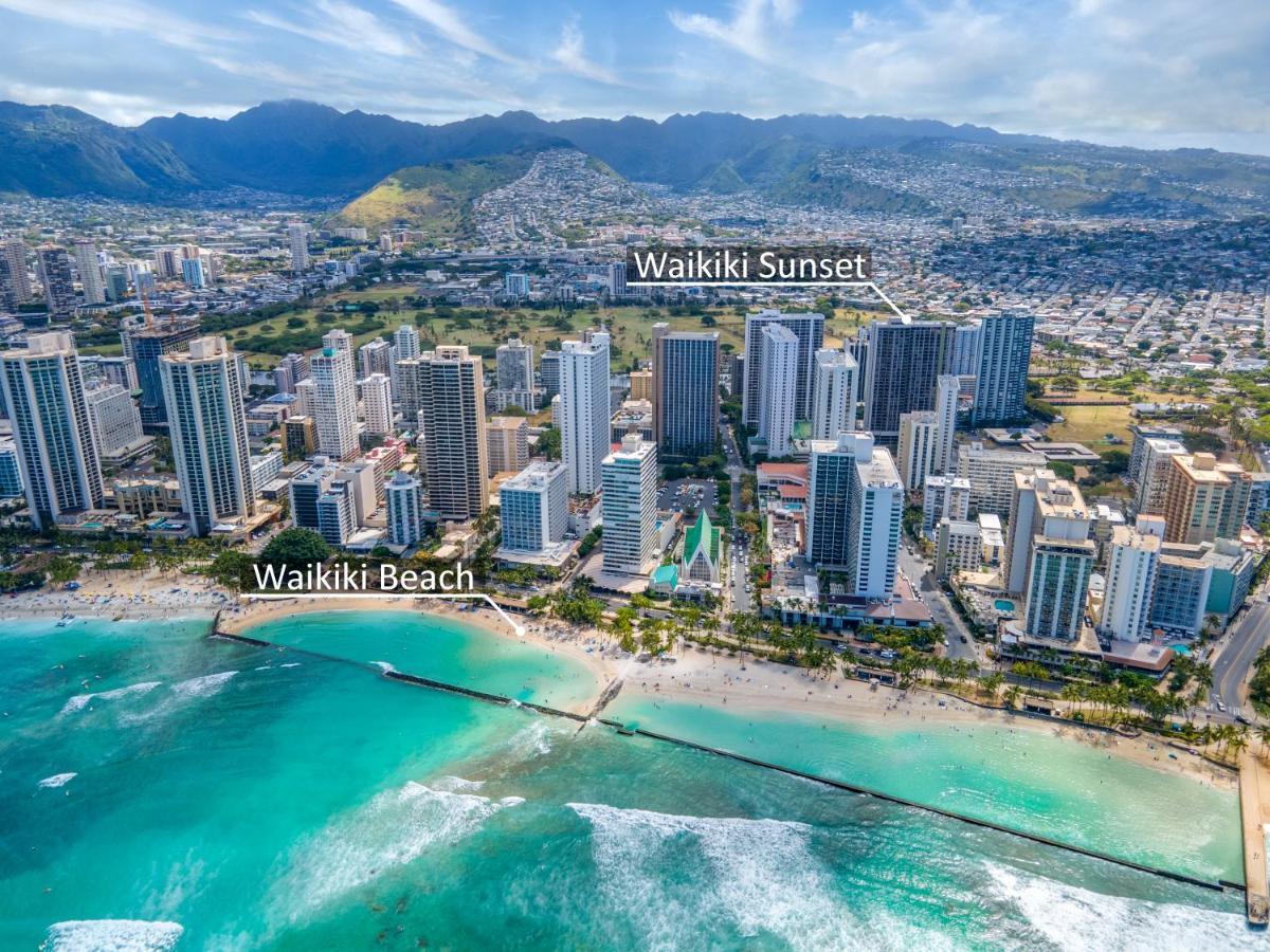 Beautiful Mountain View In Waikiki Sunset With Parking Apartment Honolulu Bagian luar foto